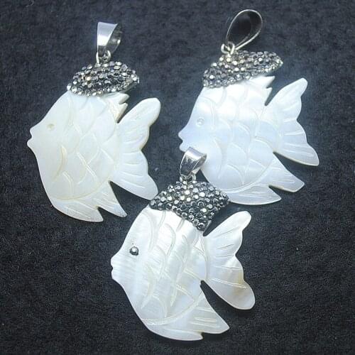 New arrivals shell pendants fish shape wiht rhinestone women pendants size 30x35mm women pendants making jewelry