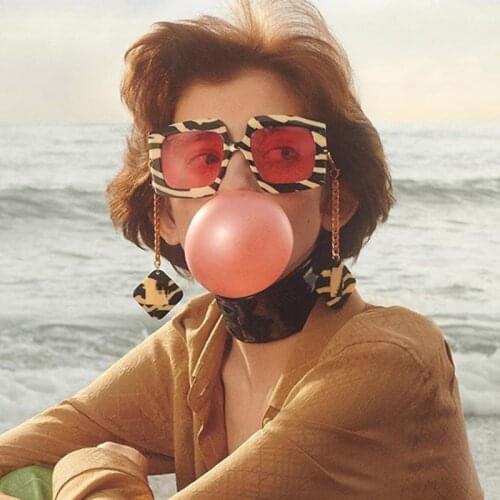 Luxury Brand Brown Square Sunglasses Women Fashionable Sun Glasses Retro Female Oversized Shades Ladies Elegant Accessory UV400