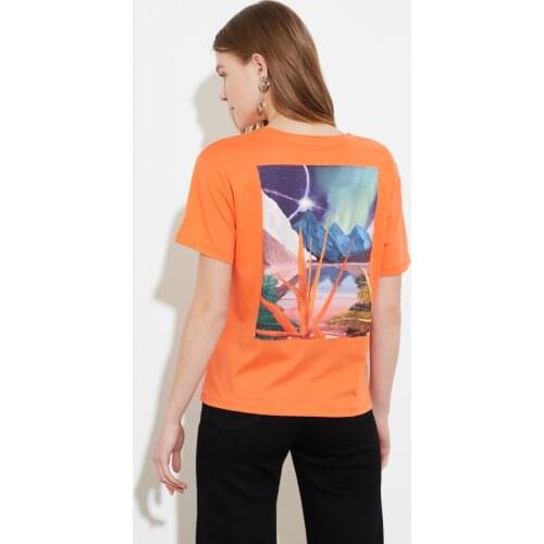 Trendyol Front And Back Printed Semi-Fitted Knitted T-Shirt TWOSS20TS1446