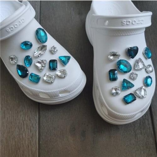 Shoe Charms Designer Luxury Ready to Put On Rhinestone Decoration Jibz for Crocs Charms DIY Shoe Accessories Kids Girls Gifts