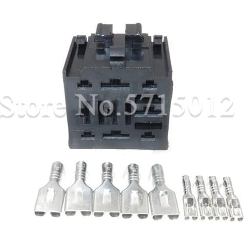 9 Hole Automotive Relay Connector Car Fuse Socket Electrical Plug With Terminals