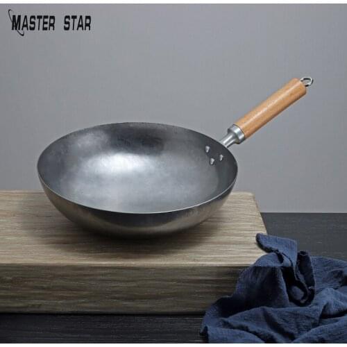 Master Star New Design Chinese Wok Traditional Wok Handmade Forging Iron Wok Wooden Handle Non Stick Gas Cookware