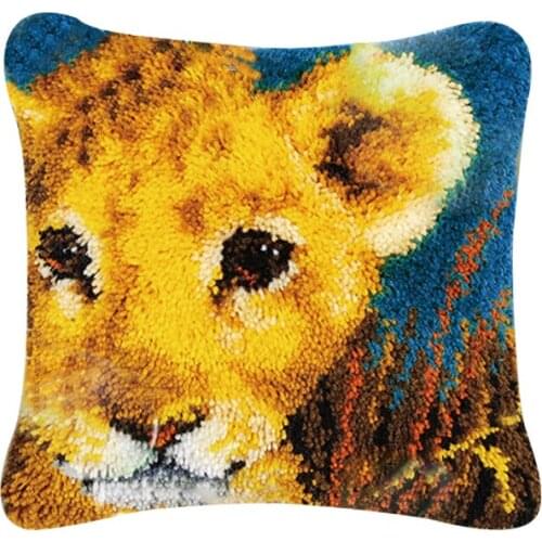 HOT Latch Hook Cushion Kits Gift DIY Needlework Crocheting Throw Pillow Unfinished Yarn Embroidery Set Pillowcase Animal Lion