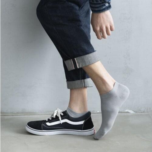 CKOBJ5 Pair/ Fashion Happy Mens Boat Socks Solid Color Sautumn Non-Slip Silicone Invisible Cotton Christmas Gift