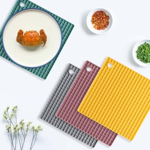 Silicone Placemat Food Grade Non-slip Mat Checkered Drain Pad Dining Table Insulation Pad Suitable For Cup / Bowl / Kettle