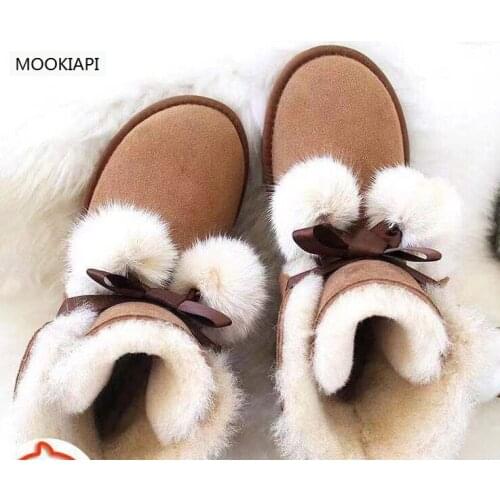 The latest high-quality snow boots in Europe in 2019, womens shoes with wool balls, real sheepskin, natural wool, four colors