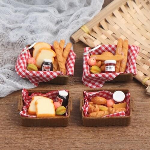 Dollhouse Miniature Bread Basket Simulation Food Model Toys DollHouse Decoration