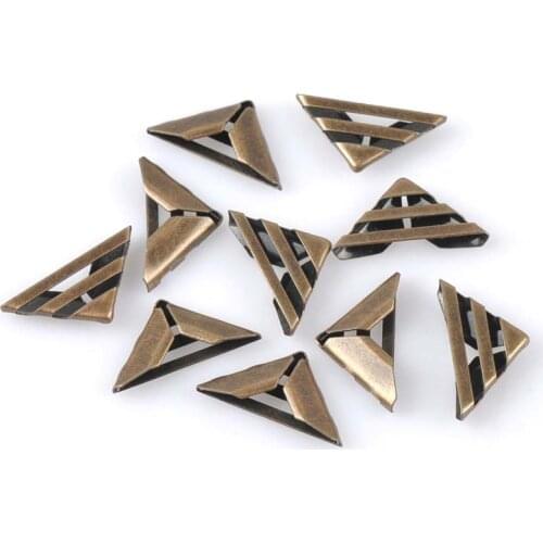 40pcs Bronze metal Book Scrapbooking Album Menu Folder Corner Protectors Corner For Photo Album DIY 17x17x2mm cp1732