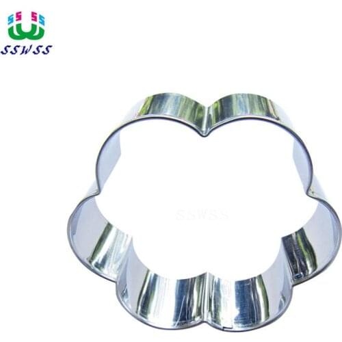 7.5 CM Cake Direct Selling,Cookie Biscuit Baking Molds,Beautiful Six Petal Plum Shape Cake Decorating Fondant Cutters Tools