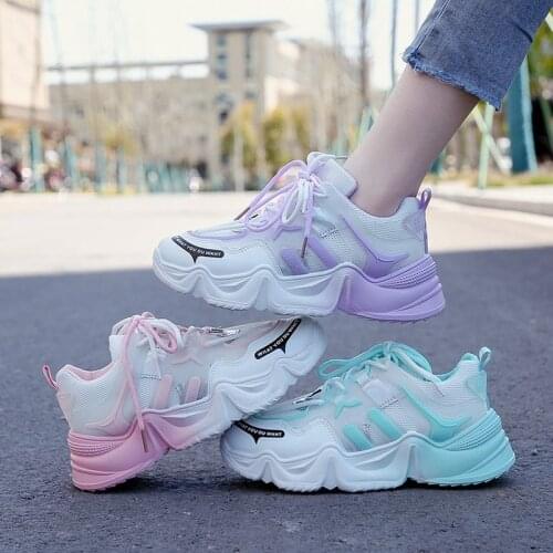 2021 Women Breathable Mesh Runing Shoes Platform Daddy Shoes Gradient Mixed Color Sneakers Ladies Students Casual Walking Shoes