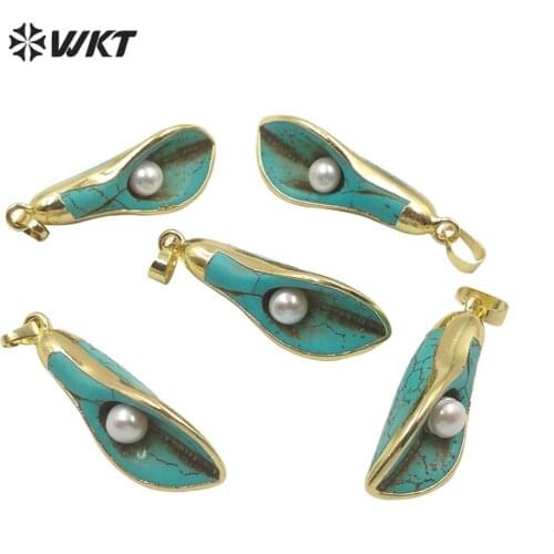 WT-P1519 Natural tur quoise pendant flower shape gold Electroplated with pearl elegant woman pendant natural stone jewelry