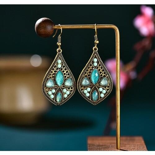 Vintage Gold Alloy Black Crystal Stone Water Drop Earrings For Women Ethnic Pink Beaded Carved Bohemian Earrings Indian Jewelry