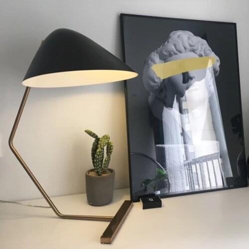 Modern Minimalist E27 Desk Lamp Bedroom Bedside Lamp Reading Office Living Room black desk lamps for home Deccor Light Fixture