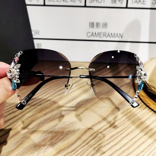 Net Red With Diamond Sunglasses For Women Anti Ultraviolet Radiation Big Face Round Thin