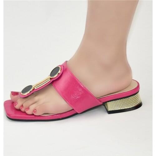 GOTDEEUR Women's Flip Flops