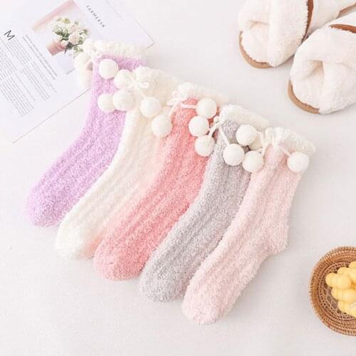 New Hand-stitched Small Hair Ball Coral Fleece Socks Cute European And American Style Sleep Socks Winter Floor Socks Women Socks