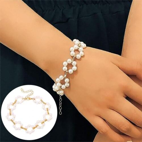 Vintage Elegant Romantic Women Flower Shape Adjustable Alloy Faux Pearl Braided Charming Bracelet for Daily Wear