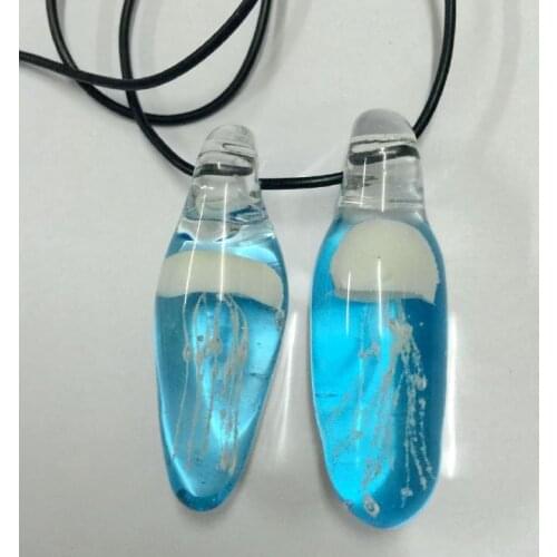 FREE SHIPPING 2PCS 100% handcraft White Jellyfish New Hand Blown Glass Pendant Blue Drop Tentacles Necklace Black Rope