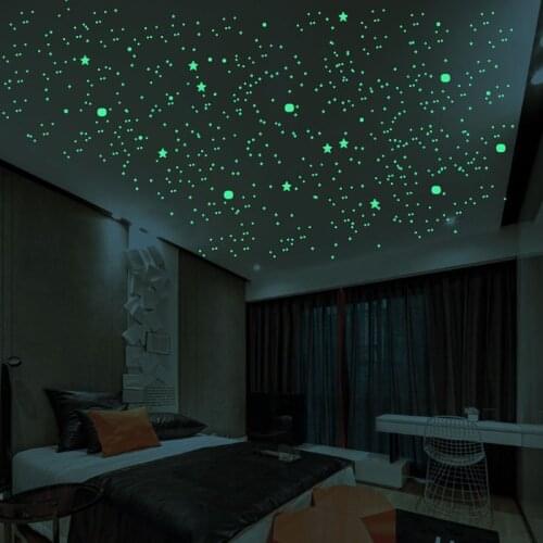 3D Glowing Stars and Dots Wall Sticker Fluorescent Adhesive for Kids Bedroom Home Decor Glow In The Night Moon Decal DIY