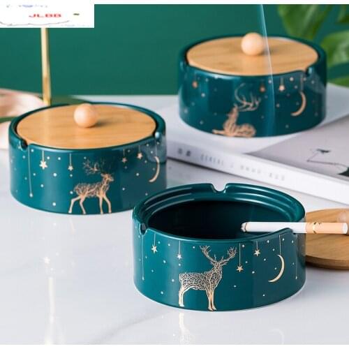 Ceramics Green Ashtray Round with Wooden Lid Ash Storage Box Imitating Wind Golden Deer Print Ashtray Home Smoking Accessories