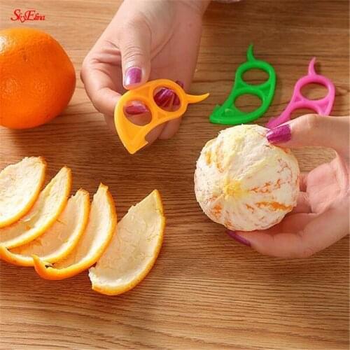 Plastic Orange Peelers Lemon Grapefruit Fruit Slicer Opener Cutter Quick Stripping Kitchen Tool Kitchen Gadgets 5Z