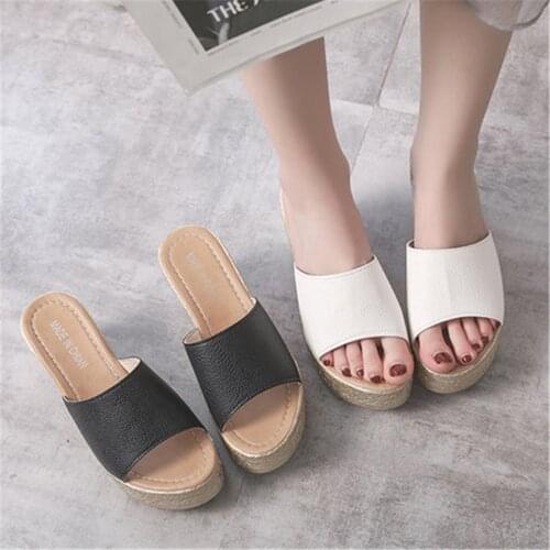 2021 Female Slippers Summer Fashion Wear Fitting Room Shoes Women All-Match Muffin Bottom Slope Sexy Thick Soled Sandals Black
