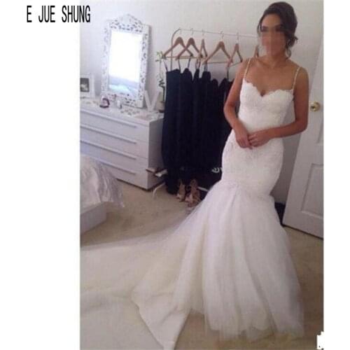 E JUE SHUNG Vestido De Noiva Backless Mermaid Wedding Dresses Spaghetti Straps Lace Bride Dresses with Button Bridal Gowns