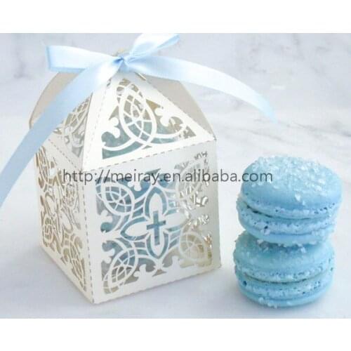 Laser cut gifts bag , cross wedding favours and souvenirs from china manufacturer