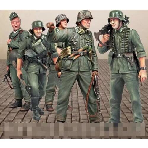 1/35 Resin Soldier Model World War II Military Scene Soldier Suit GK Sand Table Model