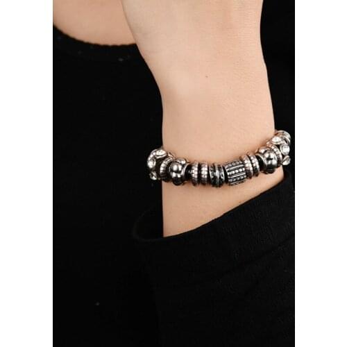 Monkey Point Bracelets With Diamonds