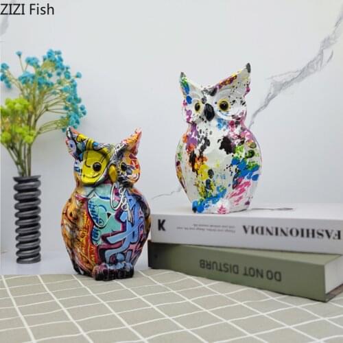 Painted Owl Crafts Ornaments Animal Resins Statue Desktop Decor Bird Sculpture Artwork Living Room Decoration Furnishings