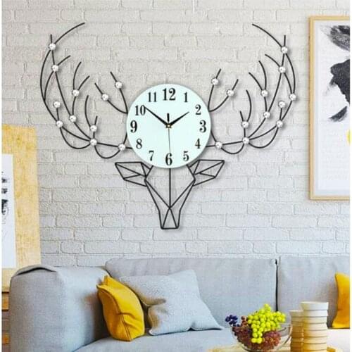 Art deer head creative clock Nordic clock living room minimalist Decorative wall clock Household mute quartz clock