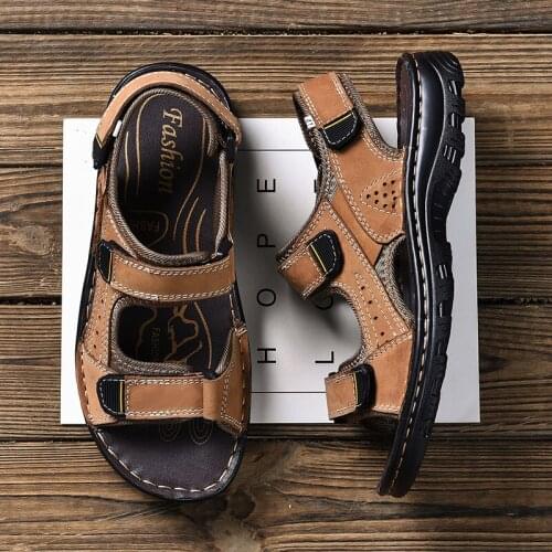 New Leather Mens Summer Shoes Man Flat Beach Slippers Outdoor Sandals Male Walking Swimming Fishman Sport Sneakers