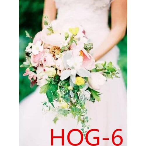 New bride holding flowers simulation rose wedding flower ball home decoration furnishings floristry HOG