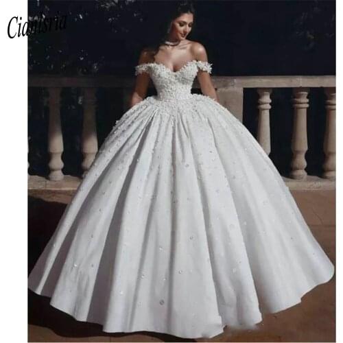 Gorgeous Off The Shouder Ball Gown Wedding Dresses With Handmade Flowers Appliques Lace Dubai Saudi Arabic Bridal Wedding Dress