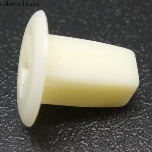 Shhworldsea auto clip screw #10 screw for toyota 90189-06001 for mitsubishi MB-098145 MB088341 MS480013 for nissan 01281-00023