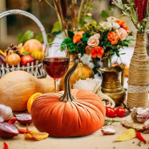 Handmade Velvet Pumpkins Halloween Party Thanksgiving Decor Soft Stuffed Pumpkin Artificial Vegetables Simulated Cute Pumpkins