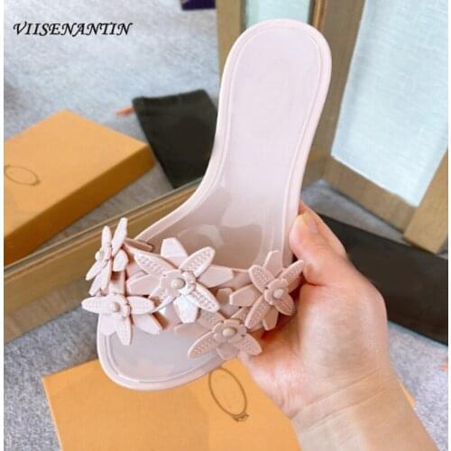 New ladies jelly slippers summer wear womens beach soft bottom non-slip ladies sandals and slippers
