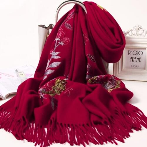 100% Wool Embroidery Scarves Women Wedding Red Shawls Wraps Bridesmaid Pashmina Winter Thick Cashmere Scarf Ladies Echarpe Femme