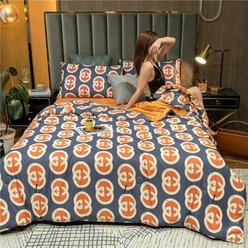 Kuup Soft Luxurious Superfine Fiber Cotton Filling Summer Quilted Queen Size Quilt High Density Fabric Blanket Quilts Double Bed