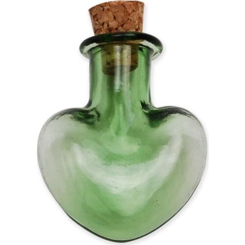 Wholesale green heart shaped glass wishing bottle with cork for jewelry pendant
