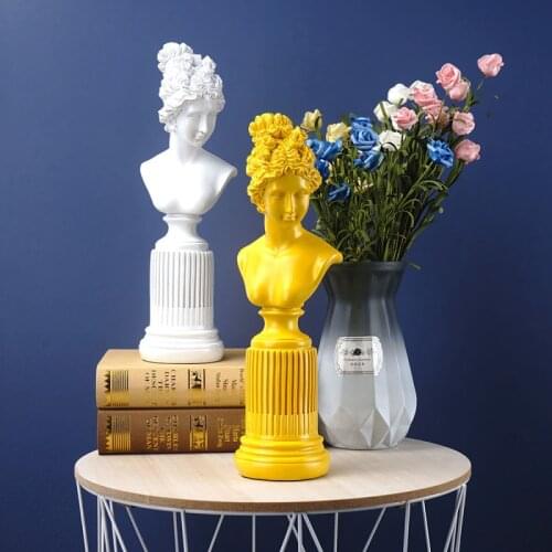 Greek Mythology Goddess Freia Statue Resin Ornaments Home Desktop Character Sculpture Art Decoration