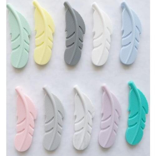 50pcs/lot Silicone Teether Feather Beads BPA Free Handmade Accessories Teething Toys For Infant Newborn Gift Baby Teether