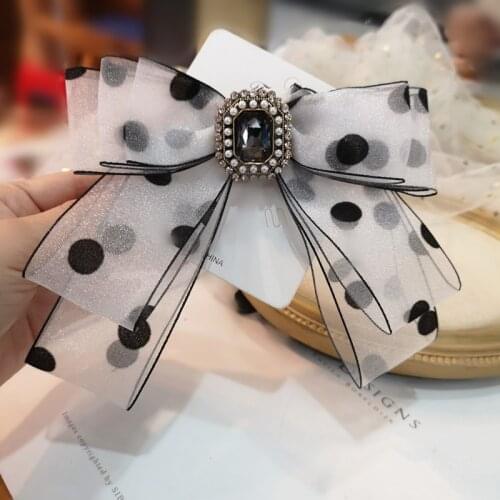 Korean Rhinestone Bow Tie Brooch Ribbon Cloth Necktie Shirt Collar Brooches for Women Dress Corsage Wedding Luxury Jewelry Gifts