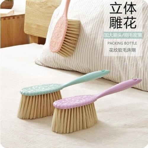 Long Handle Sofa Brush Home Bedroom Bed Dust Brush Pet Hair Sweeping Cleaning Brush