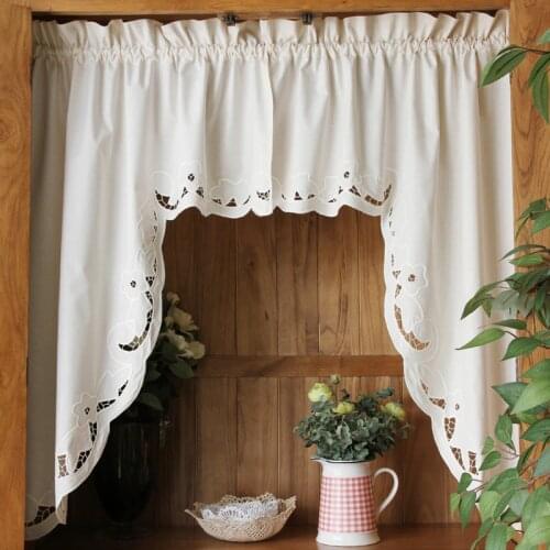 Babson Roman Blinds On The Windows