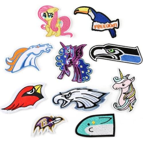 Europe America Favorite Animal Horse Unicorn Eagle Parrot Fashion Embroidery Badge Clothing Iron Patch Wholesale