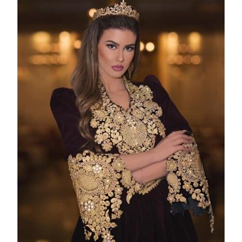 Traditional Kosovo and Albanian Motifs Velvet Evening Dresses Long V Neck Applique Beaded Party Prom Dress Robe de Soirée