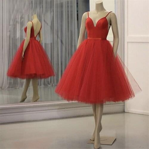 2020 Red Tulle Tea Length Homecoming Dresses Sleeveless V Neck Spaghetti Straps Graduation Cocktail Party Dresses