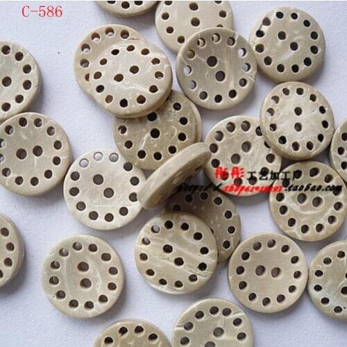 100 pieces/lot Natural Coconut Buttons Grament Buttons Diy Beads - 13mm C586